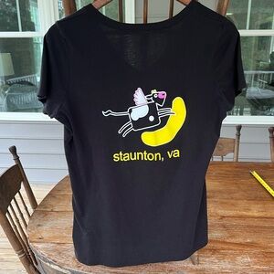 Split Banana Ice-cream Shop Staunton Virginia T-Shirt Tee V-Neck Size XXL